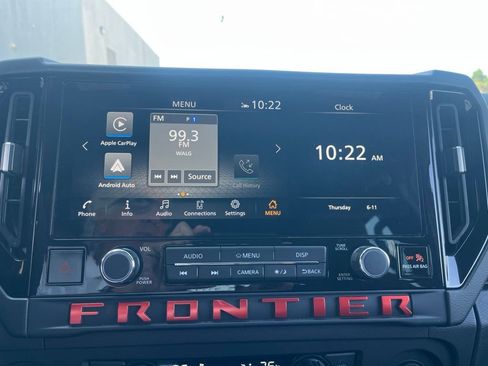 Used 2025 Nissan Frontier Pro-X w/ Pro Convenience Package RWD image 16