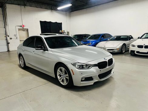 Used 2016 BMW 328i Sedan RWD image 4