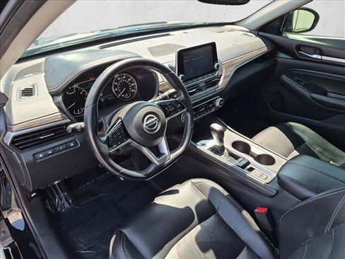 Used 2019 Nissan Altima 2.5 SL FWD image 10