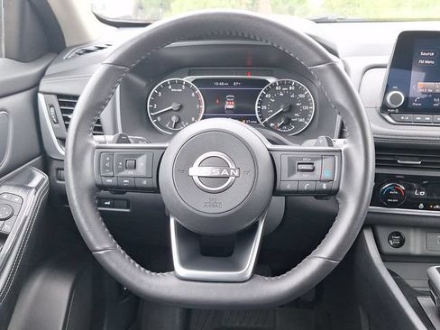 Certified 2024 Nissan Rogue SV w/ SV Premium Package FWD image 15