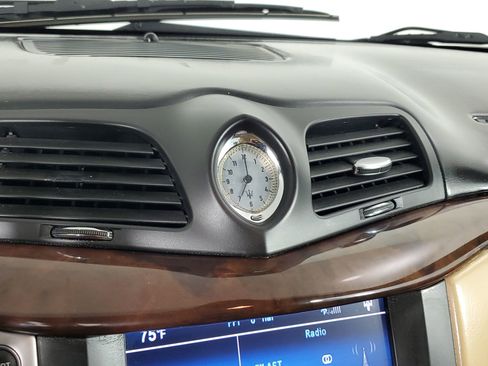 Used 2013 Maserati GranTurismo Sport image 38