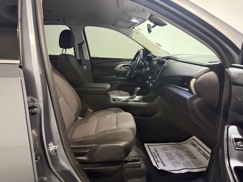 Used 2019 Chevrolet Traverse LT image 27