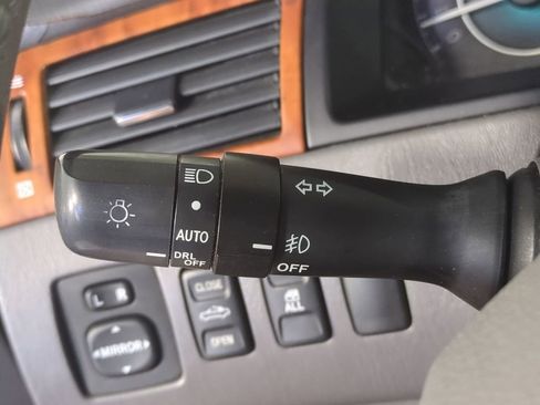 Used 2007 Toyota Solara SE image 24