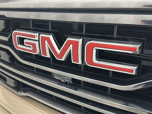 Used 2023 GMC Sierra 1500 AT4 w/ Technology Package image 28