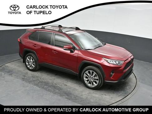 Used 2019 Toyota RAV4 XLE Premium image 34