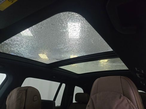 New 2026 Mercedes-Benz GLS 580 4MATIC image 32