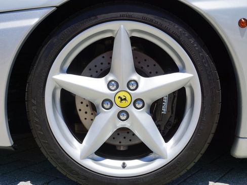 Used 2000 Ferrari 360 Spider image 25