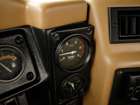 Used 1998 HUMMER H1 4-Door Open Top image 33