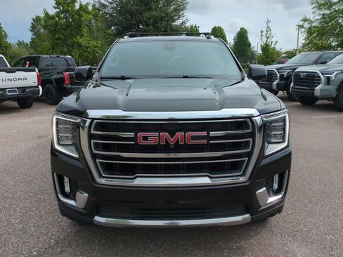 Used 2021 GMC Yukon SLT w/ SLT Premium Package AWD/4WD image 9