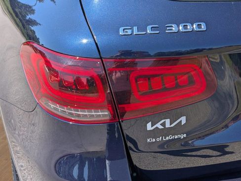 Used 2021 Mercedes-Benz GLC 300 image 33