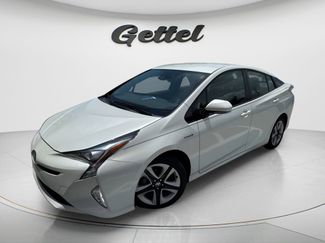 Used 2017 Toyota Prius Four Touring FWD video 1