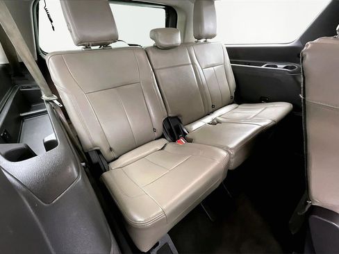 Used 2018 Ford Expedition Max XLT w/ Equipment Group 202A image 28