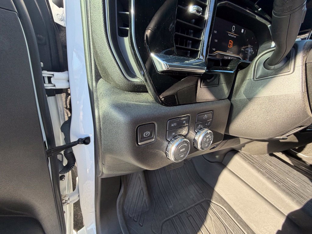 Used 2023 GMC Sierra 1500 Elevation AWD/4WD image 16
