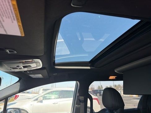 Used 2026 Toyota Sienna XSE image 6