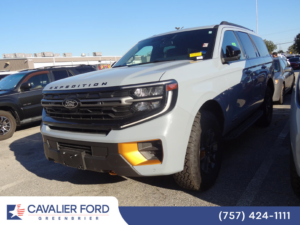 Used 2026 Ford Expedition Tremor AWD/4WD image 2