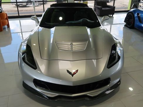 Used 2017 Chevrolet Corvette Z06 RWD image 4
