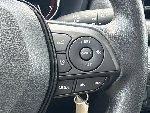 Used 2023 Toyota RAV4 LE FWD image 23