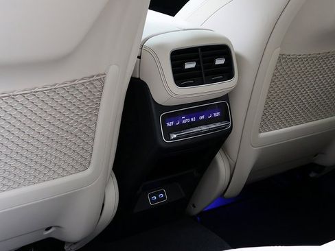 Certified 2026 Mercedes-Benz GLE 53 AMG 4MATIC image 15