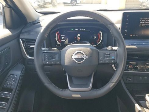 New 2025 Nissan Rogue SL w/ Tech Package FWD image 9