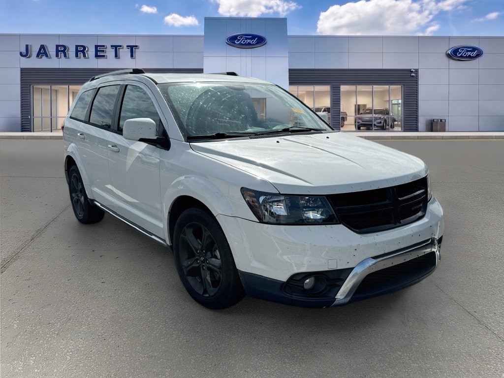 Used 2018 Dodge Journey Crossroad FWD image 1