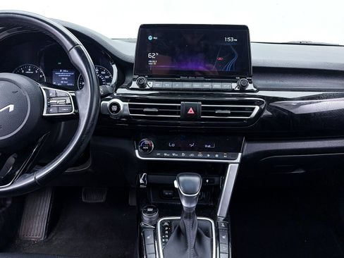 Certified 2022 Kia Seltos EX image 7