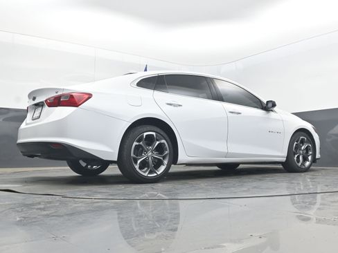 Used 2023 Chevrolet Malibu LT FWD image 29