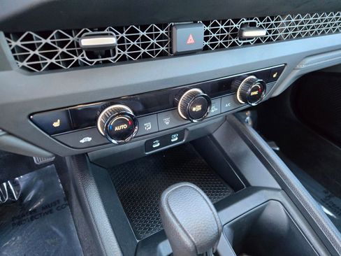Used 2025 Honda Accord SE image 22