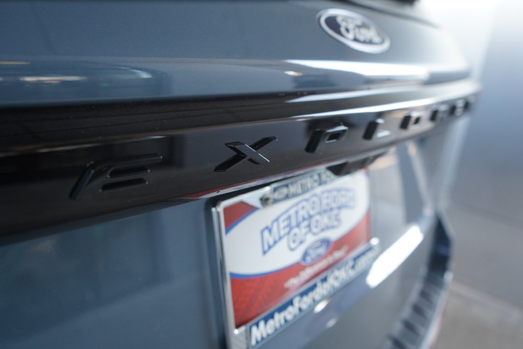 New 2027 Ford Explorer ST-Line w/ Premium Package AWD/4WD image 7