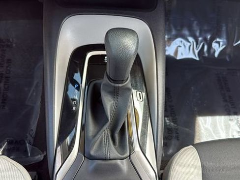 Certified 2025 Toyota Corolla LE FWD image 24