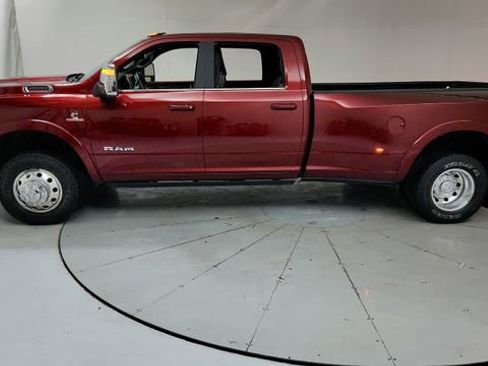 Used 2023 RAM 3500 Limited image 2