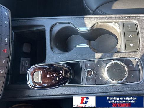 Used 2023 Cadillac XT4 Premium Luxury w/ Enhanced Visibility Package image 21