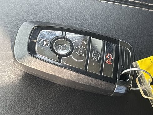 Used 2020 Lincoln Corsair FWD w/ Equipment Group 101A image 39