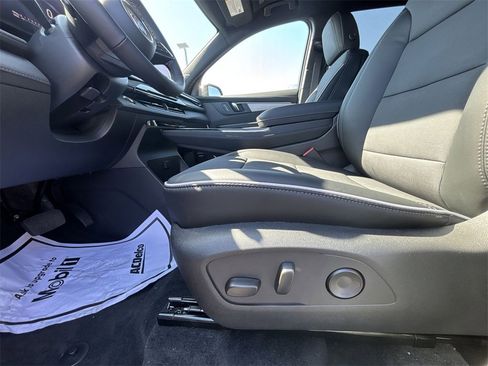 New 2026 Buick Enclave Preferred w/ Power Package image 18