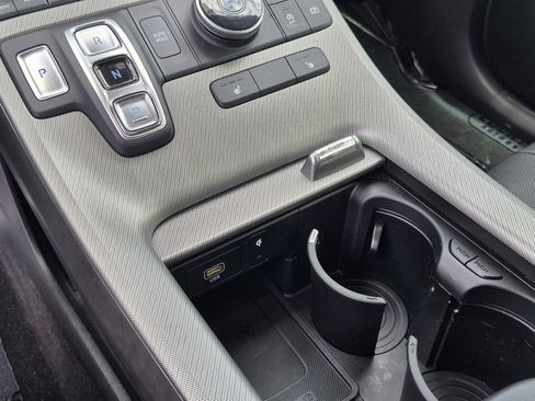 Used 2024 Hyundai Palisade SEL FWD image 27