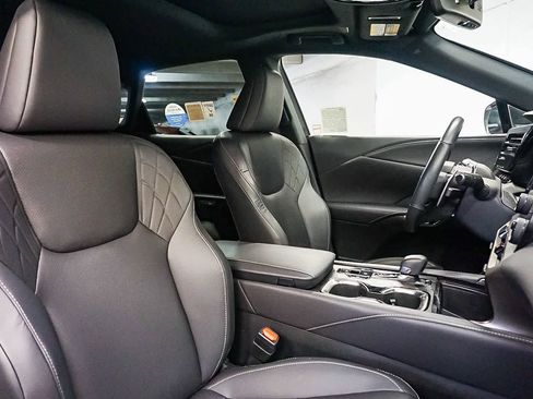 Used 2024 Lexus RX 350 Premium w/ Convenience Package image 15