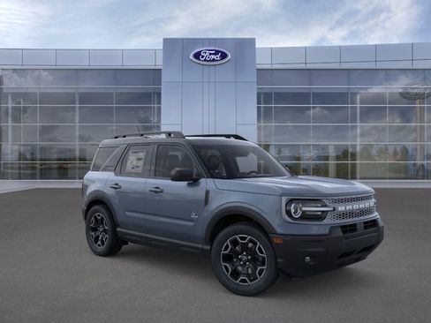 New 2025 Ford Bronco Sport Outer Banks AWD/4WD image 7