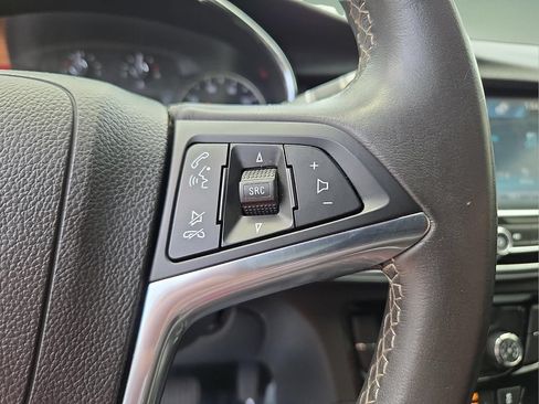 Used 2021 Buick Encore Preferred w/ Safety Package FWD image 18