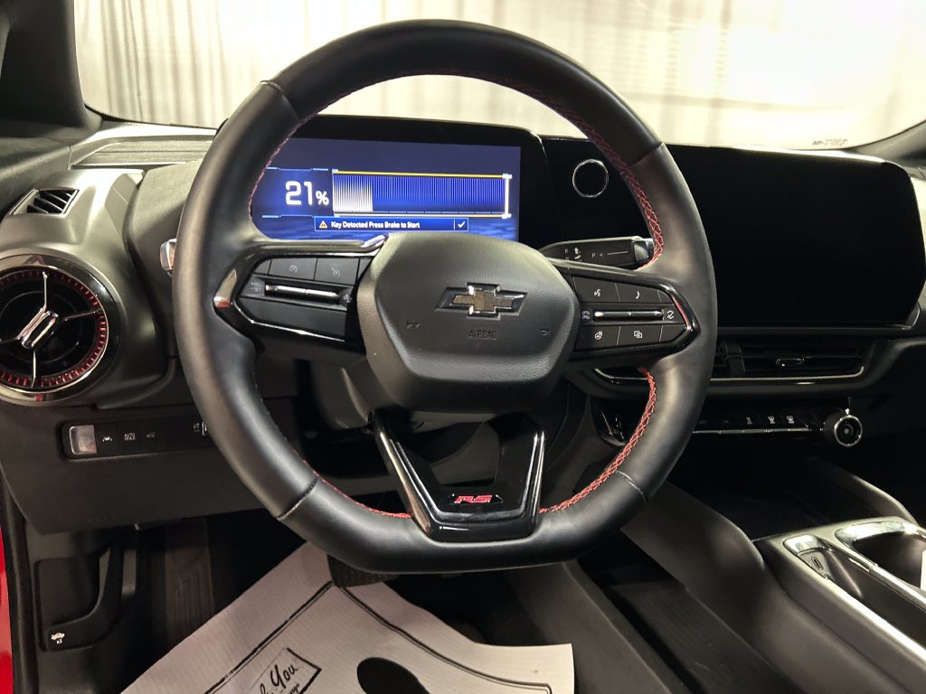 Used 2024 Chevrolet Equinox EV RS FWD image 15