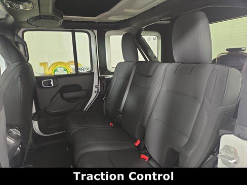 Used 2023 Jeep Wrangler Unlimited Sport AWD/4WD image 13