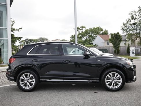 Used 2025 Audi Q3 2.0T Premium w/ Convenience Package AWD/4WD image 4