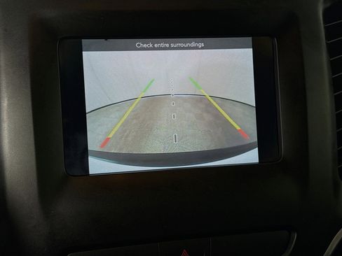 Used 2019 Jeep Cherokee Latitude Plus image 19