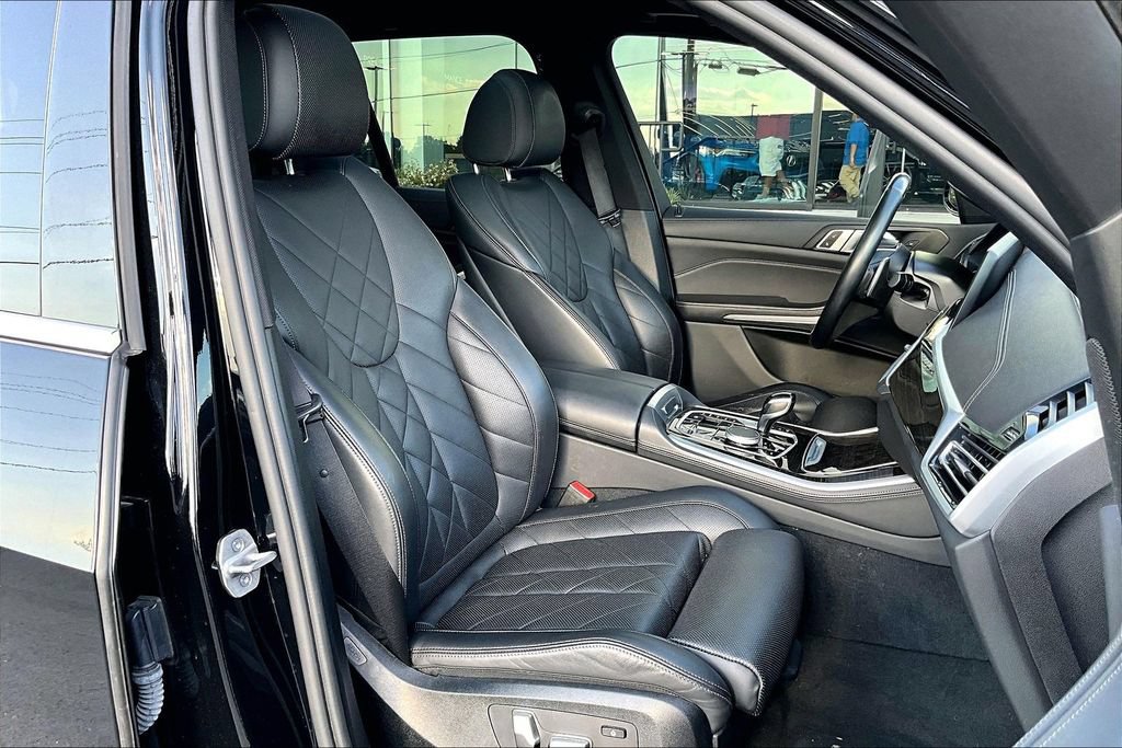 Used 2023 BMW X5 xDrive45e AWD/4WD image 9