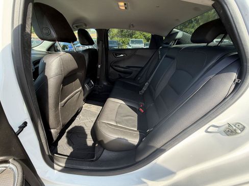 Used 2018 Chevrolet Malibu LT w/ Redline Edition FWD image 19
