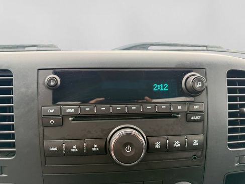 Used 2009 GMC Sierra 1500 SLE w/ SLE Preferred Package AWD/4WD image 19