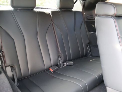 Used 2023 Acura MDX A-Spec image 41