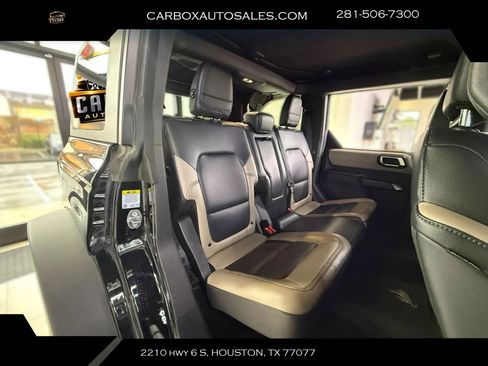 Used 2024 Ford Bronco Wildtrak AWD/4WD image 33