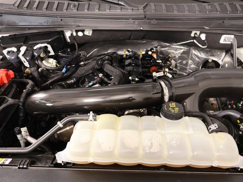 Used 2024 Ford Expedition Max XLT RWD image 21