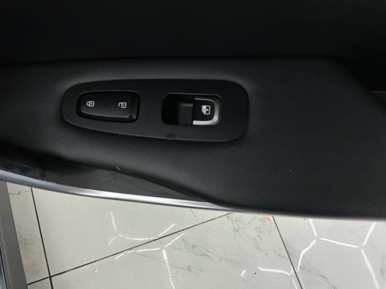 Used 2019 Kia Stinger Premium AWD/4WD image 40
