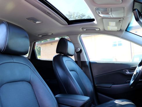 Used 2021 Hyundai Kona Ultimate image 36