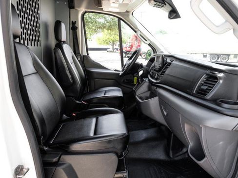 Used 2020 Ford Transit 250 Medium Roof RWD image 16